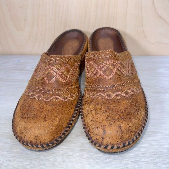 Clarks Artisan Stitched Driving Mule Clogs Brown Leather 72932 Women's 7.5 - Picture 3 of 11